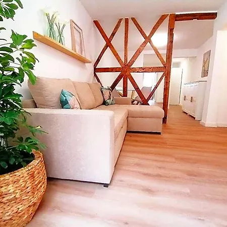 Center Charm - Renovated - Metro Ξενοδοχείο 2*